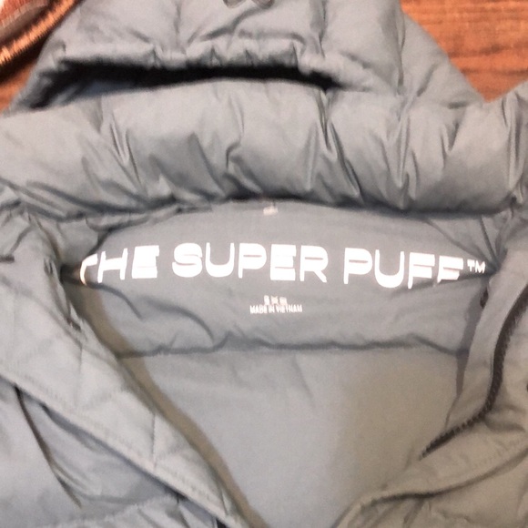 Aritzia TNA The Super Puff shortie Evening Dove sold out online worn once! - Picture 2 of 12